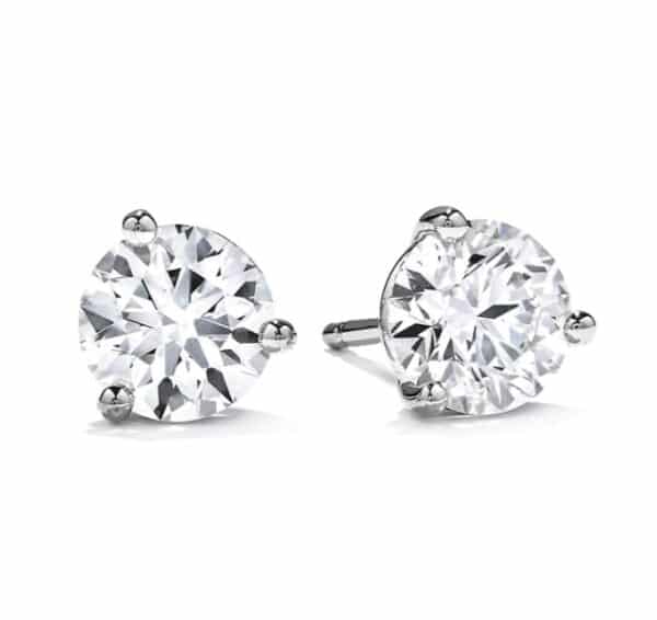 HEARTS ON FIRE THREE-PRONG STUD EARRINGS 3SIE00258W