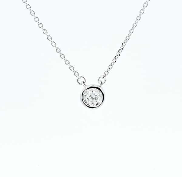 BEZEL SOLITAIRE PENDANT