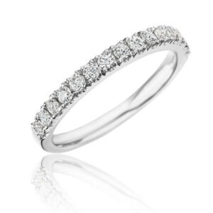 0.75 CT SPLIT PRONG DIAMOND BAND