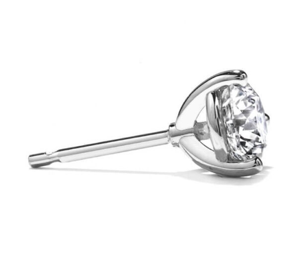 HEARTS ON FIRE THREE-PRONG STUD EARRINGS - Image 3