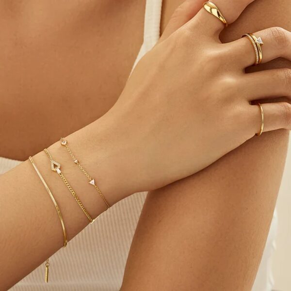 GOLD GEOMETRIC CUBIC ZIRCONIA BRACELET B059-02G - Image 3