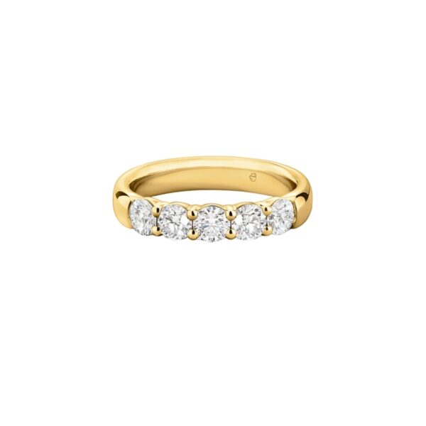 HEARTS ON FIRE SIGNATURE 5-STONE BAND UU29428YGHV0456500