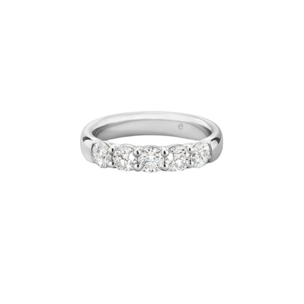 HEARTS ON FIRE SIGNATURE 5-STONE BAND UU29428WGHV0706500