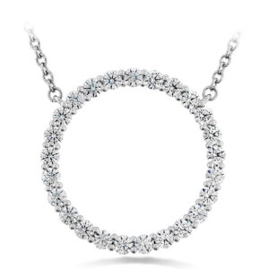 HEARTS ON FIRE SIGNATURE CIRCLE PENDANT - LARGE HFPSIGC00668W