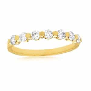YELLOW GOLD DIAMOND BAND 3878D