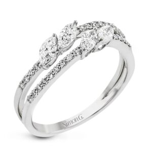 SIMON G. FASHION RING IN 18K LR2764