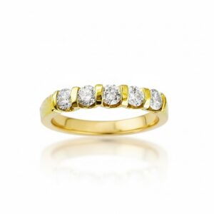 YELLOW GOLD DIAMOND WEDDING BAND 3679